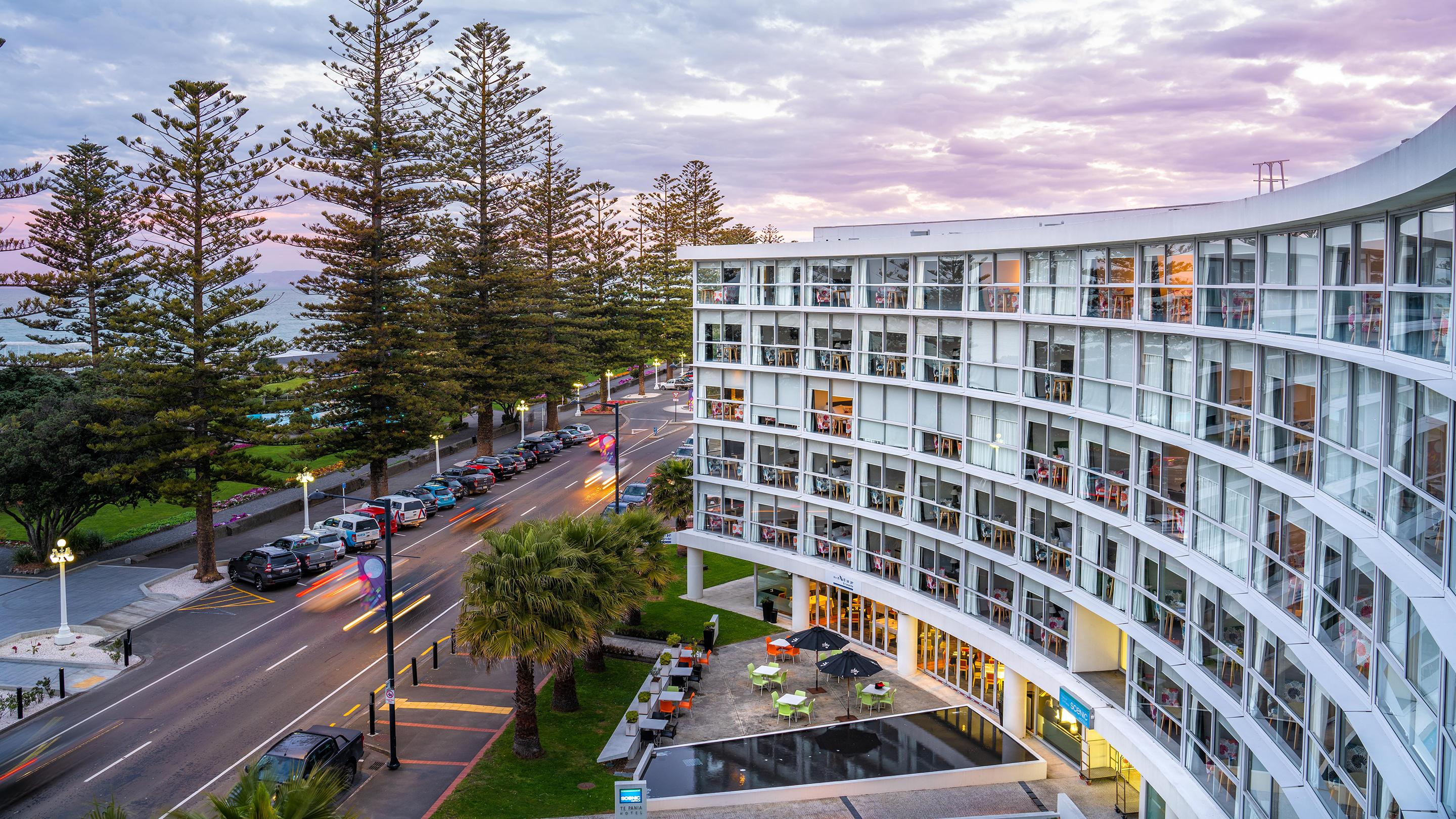 Scenic Hotel Te Pania Napier Exterior foto